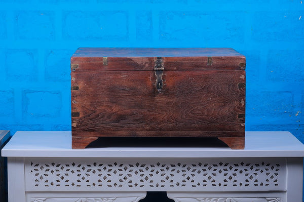 Handcrafted Wooden Storage Trunk Box Durable & Multi-Functional
